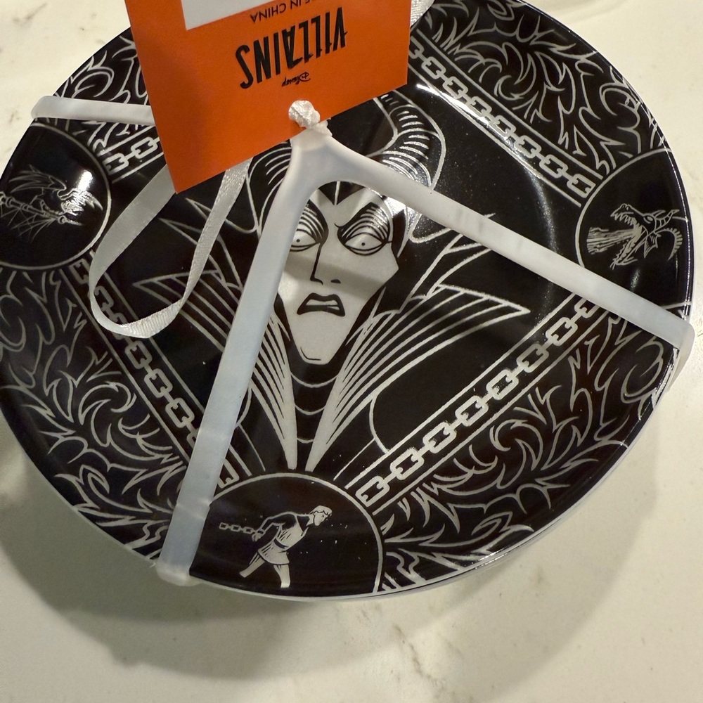 Disney Black and White Villains Plate